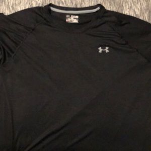 Under Armour T-shirt